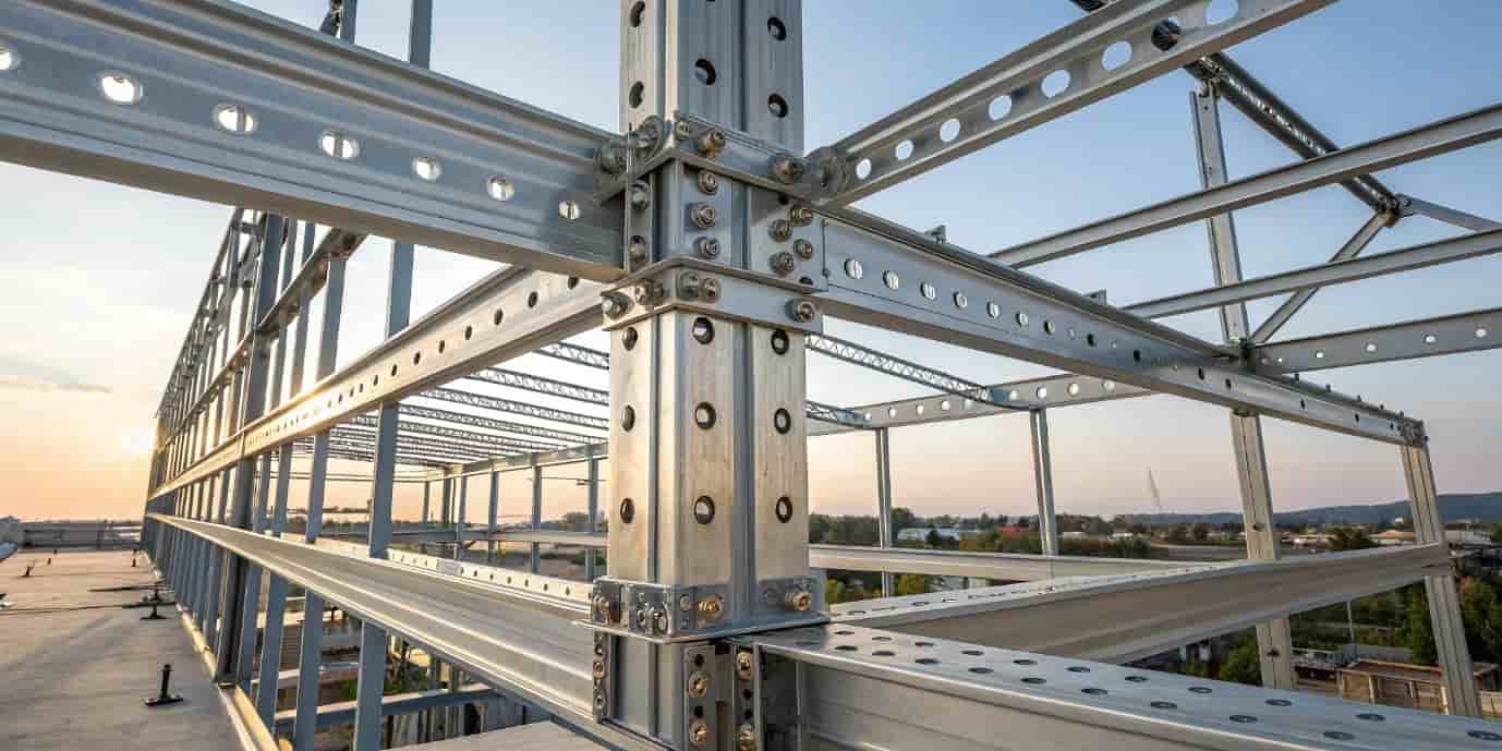 نمای نزدیک سازه ال اس اف